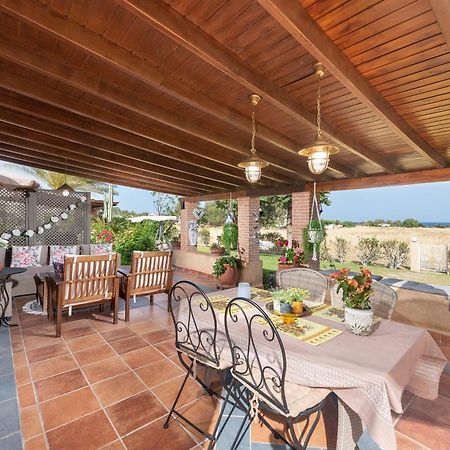 Aelia Sea View Bungalow ゲンナジー エクステリア 写真